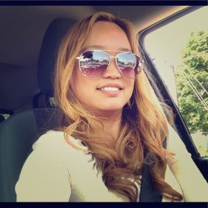 Meet your Posher, Francis